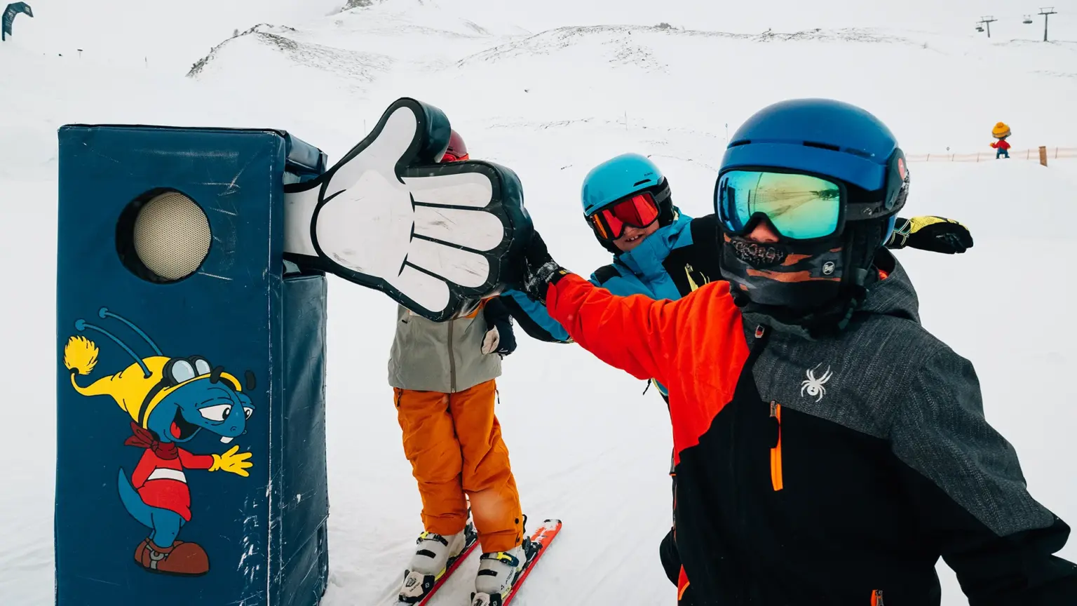 SSTT Skischule Tuxertal Gruppenkurse Kinder Ski Alpin kids slope