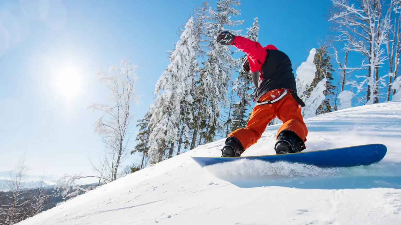 Snowboard Tiefschnee Winterlandschaft